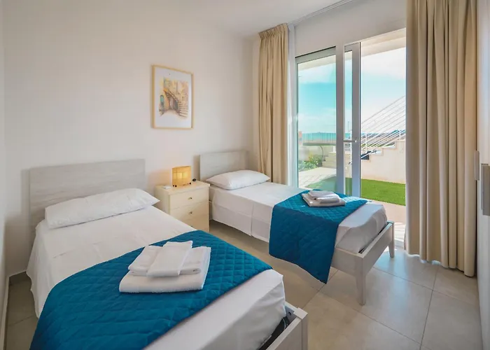 - Near Sea * Marzamemi